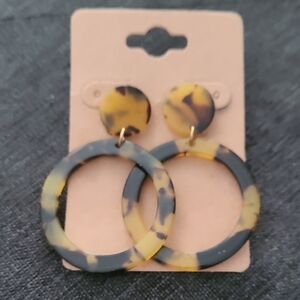 Tortoise Shell Hoop Earrings